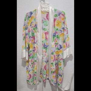 Vtg Victorias Secret Robe One Size Gold Tag Floral Pockets Sewn in Belt flawed